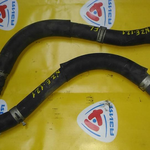 Патрубок  радиатора Toyota Corolla NZE120 1NZ L в F