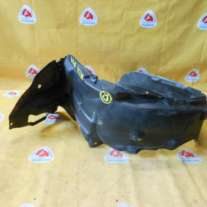 Подкрылок Toyota Corolla Axio/Corolla Fielder NZE140 перед, прав