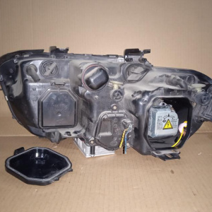 Фара BMW 7-Series E65/E66 '2001-2005 прав RHD HID-ксенон в сборе 63127165447