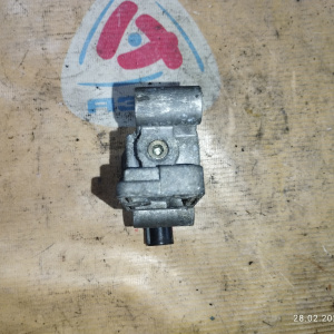 Датчик холостого хода Honda B20B без трубок охлаждения