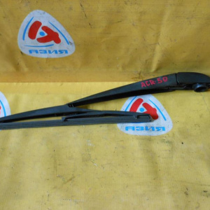 Держатель дворника Toyota Estima ACR50/GSR50 R