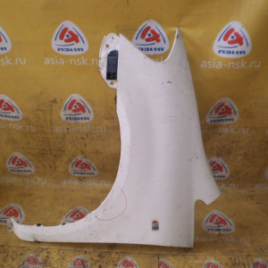 Крыло TOYOTA Ipsum ACM21 перед, лев Дефект