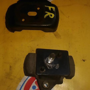 Подушка двигателя Toyota 3C/2TZ Estima Lucida CXR10/CXR20/TCR10/TCR20 перед, прав