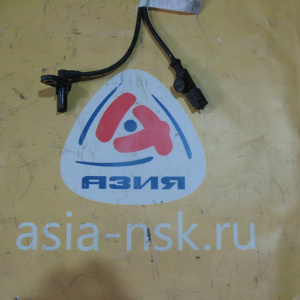 Датчик ABS Nissan March K12 зад, лев целый.