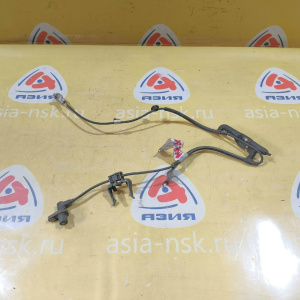 Датчик ABS Toyota Estima/Alphard ACR30/MCR40/MNH15 перед, прав 89542-28090