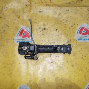 Ручка двери TOYOTA Corolla NZE120 перед, прав