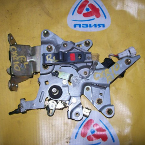Замок двери Toyota CXR10 Estima зад, лев