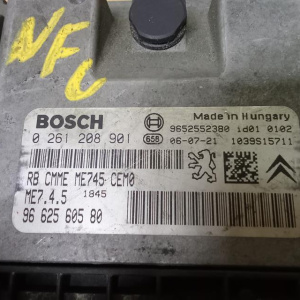 Блок управления двс Peugeot 206 TU5JP4/NFU '2006 0261208901 9662560580