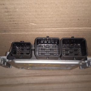Блок управления двс Peugeot 207 A7/WC EP6C/5FS/5F01 '2009 0261S05190
