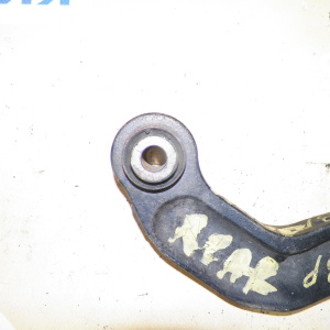 Рычаг Mazda LY3P MPV R в 2WD/4WD Кривой (полумесяц).