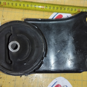 Подушка двигателя Nissan VQ20/VQ25 Cefiro/Maxima A33 зад., с датчиком R