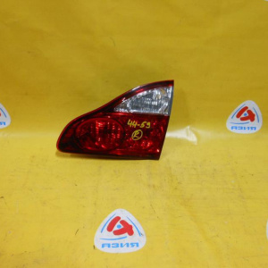 Вставка между стопов TOYOTA Ipsum ACM26 R