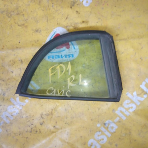 Форточка двери HONDA Civic FD1 зад, лев
