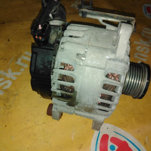 Генератор Nissan/Renault QR25DE/2TR703 Teana/X-Trail J32/T31/HY0 14V 110A 3 конт. пластик. крышка дефект задней крышки