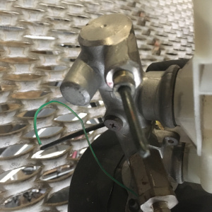 Главный тормозной цилиндр Mazda SGLR Bongo Friendee с вакуумником