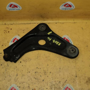 Рычаг Peugeot 207 перед, лев