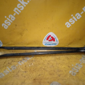 Рычаг BMW E83 X3 R н поперечный 33303411651