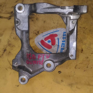 Крепление компрессора кондиционера Toyota 1GD-FTV Hilux Pick Up GUN125