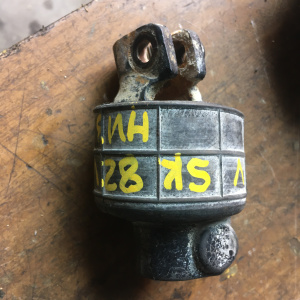 Карданчик рулевой Mazda Bongo SK82V мал.