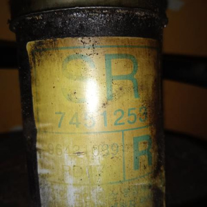 Стойка Chevrolet T200/T250 Aveo перед, прав Daewoo Kalos (1 жёлтая 1 зелёная) SR