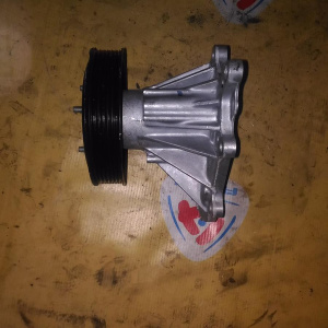 Помпа Nissan YD25-DDTI Navara D40