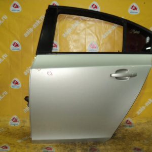 Дверь боковая Chevrolet Cruze J300 '2009- зад, лев Sedan в сборе