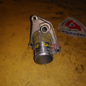 Корпус термостата Nissan Cefiro A33 VQ20