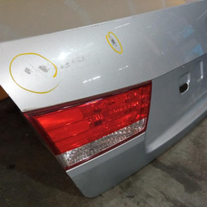 Крышка багажника Hyundai Sonata NF/EK '2005-2010 с фонарями