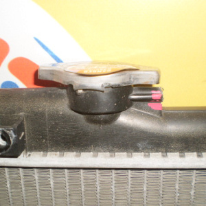 Радиатор охлаждения HONDA RA6 Odyssey a/t (дефект соска заливной горловины)