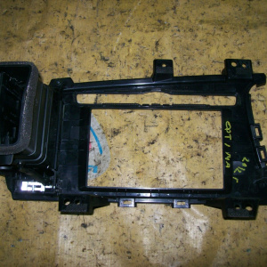 Рамка магнитофона Kia K5 TF '2010-