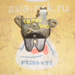 Замок крышки багажника Toyota Camry SV40 '1994-1998 Sedan 64610-32080
