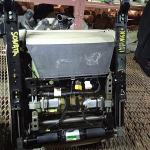 Сидение Hyundai Sonata NF/EK F пара, водительская электрическая, пассажирская механическая