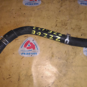 Патрубок  радиатора Toyota Corolla ZZE120 1ZZ/2ZZ/3ZZ/4ZZ L в F