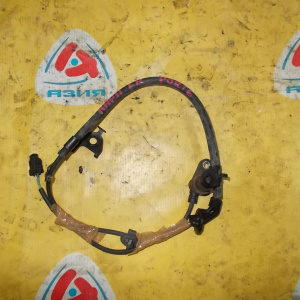 Датчик ABS Toyota Porte NNP11 перед, прав