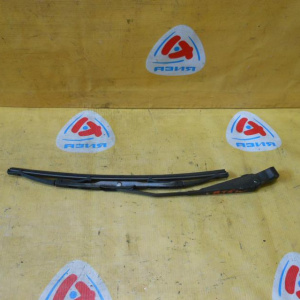 Держатель дворника Mazda Familia BJ5W R железный