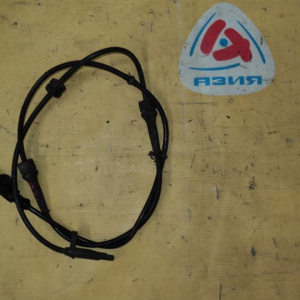 Датчик ABS Nissan Cube Z11 перед, прав