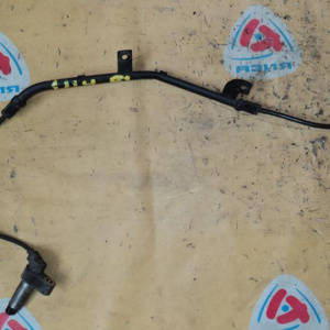 Датчик ABS Nissan Bluebird U14 зад, лев