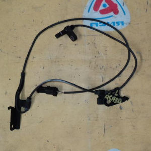 Датчик ABS Toyota RAV4 ACA30 перед, лев