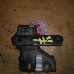 Подушка двигателя Toyota 4E Corolla EE111 2WD m/t НА АВТОМАТ НЕ ПОДХОДИТ перед, лев