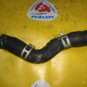 Патрубок  радиатора Toyota 16571-16210 Carina AT190 7A/5A/4A в F