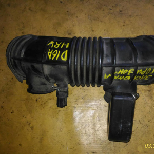 Гофра впускного коллектора Honda D16A/D16W1 HR-V GH1/GH3 CVT резиновая, заслонка горизонтальная 17228-PEJ-000