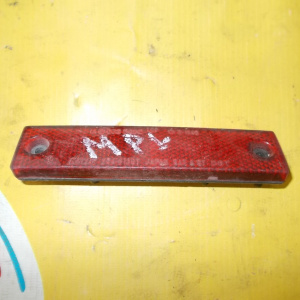 Отражатель в бампер Mazda MPV LVLR '1994- зад, лев