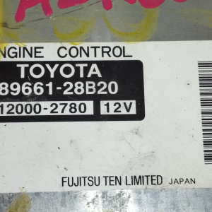 Компьютер ДВС Toyota Noah 1AZ-FE AZR60 2WD CVT K111
