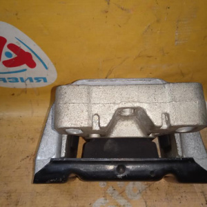 Подушка двигателя Volkswagen AGU Golf 4 1J1 '1998-2006 5MT VAG перед, левAJ