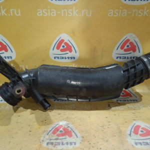 Патрубок интеркулера Mercedes, A2710902137 C-Class W203/W204 M271KE18ML от компрессора демпфер