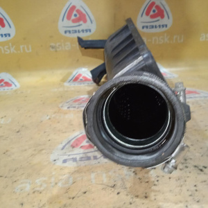 Патрубок интеркулера Mercedes, A2710902137 C-Class W203/W204 M271KE18ML от компрессора демпфер