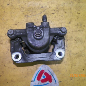 Суппорт Mazda LY3P MPV зад, лев 2WD