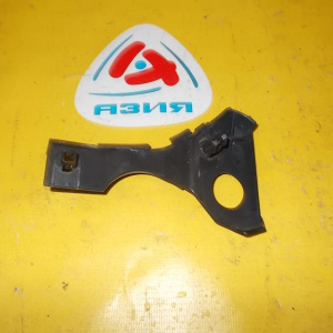 Крепление бампера Toyota Corolla Fielder/Corolla NZE120 '2000-2004 перед, лев