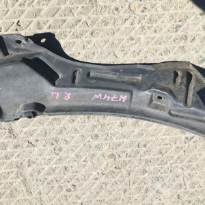 Подкрылок MITSUBISHI RVR N74W зад, лев MR520541