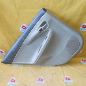 Обшивка двери Toyota Corolla Axio/Corolla Fielder ZRE140 зад, лев